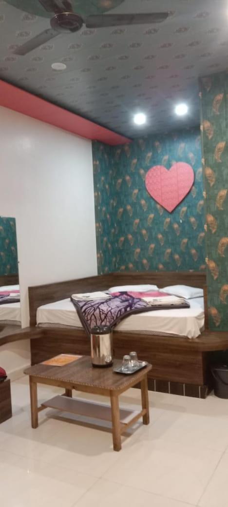 New Hotel Rajvihar Pachmarhī エクステリア 写真