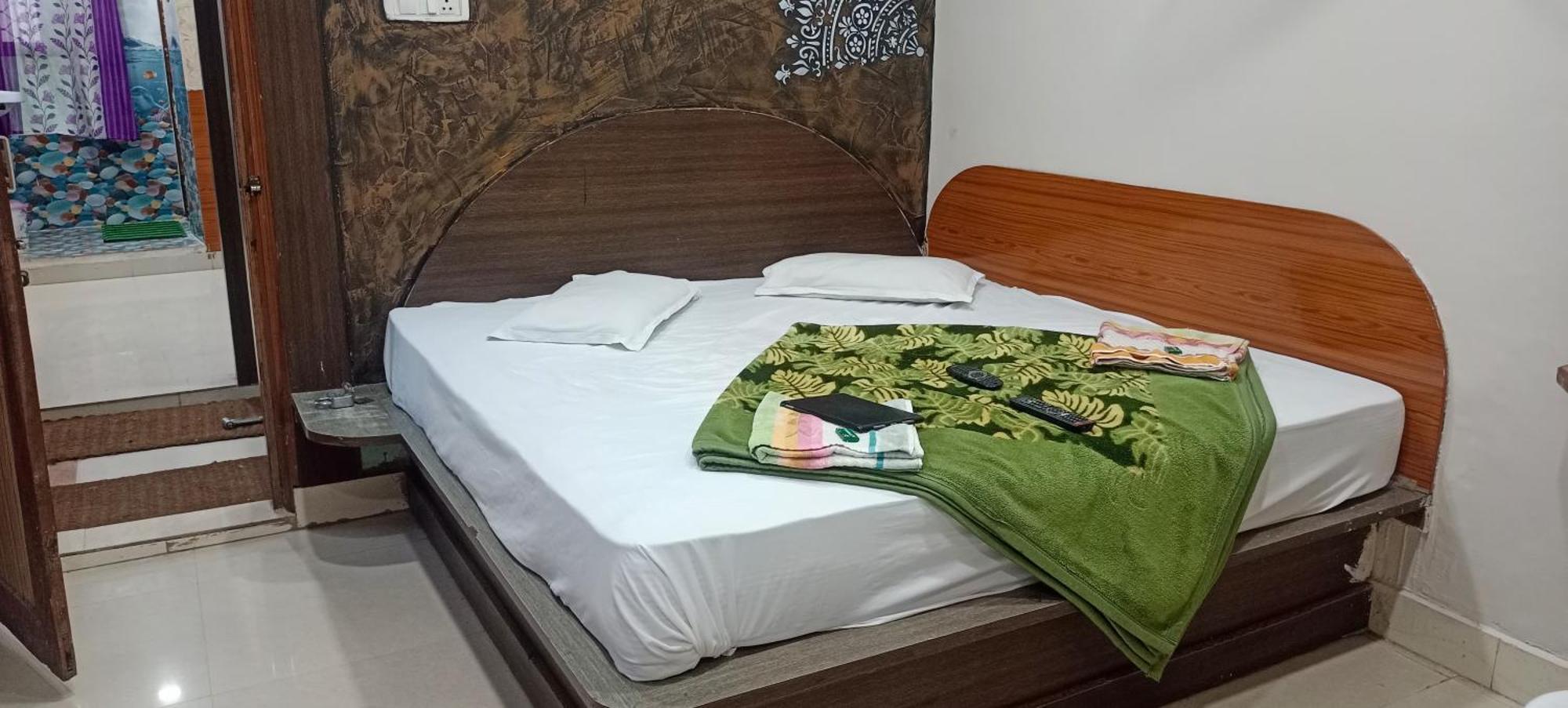 New Hotel Rajvihar Pachmarhī エクステリア 写真