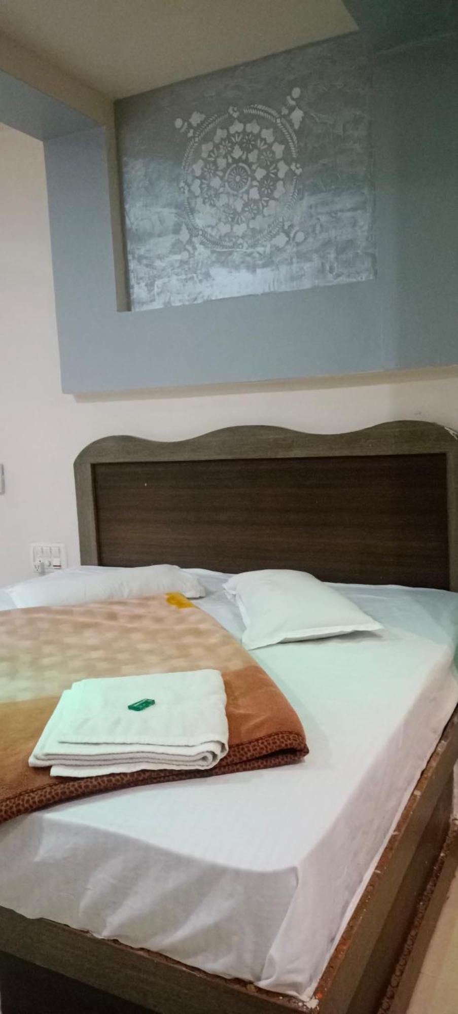 New Hotel Rajvihar Pachmarhī エクステリア 写真